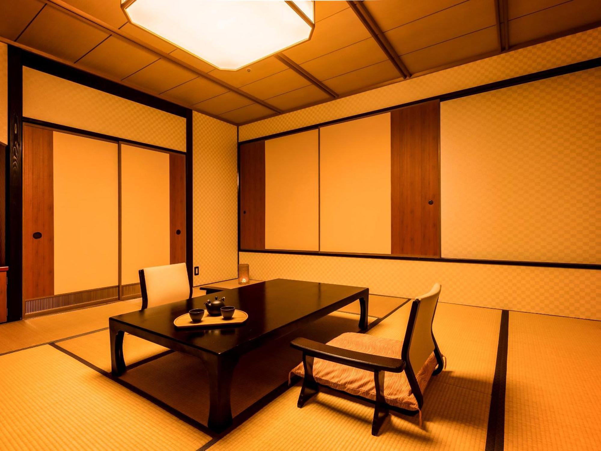 Ooedo Onsen Monogatari Premium Saiki Bekkan Misasa Zimmer foto